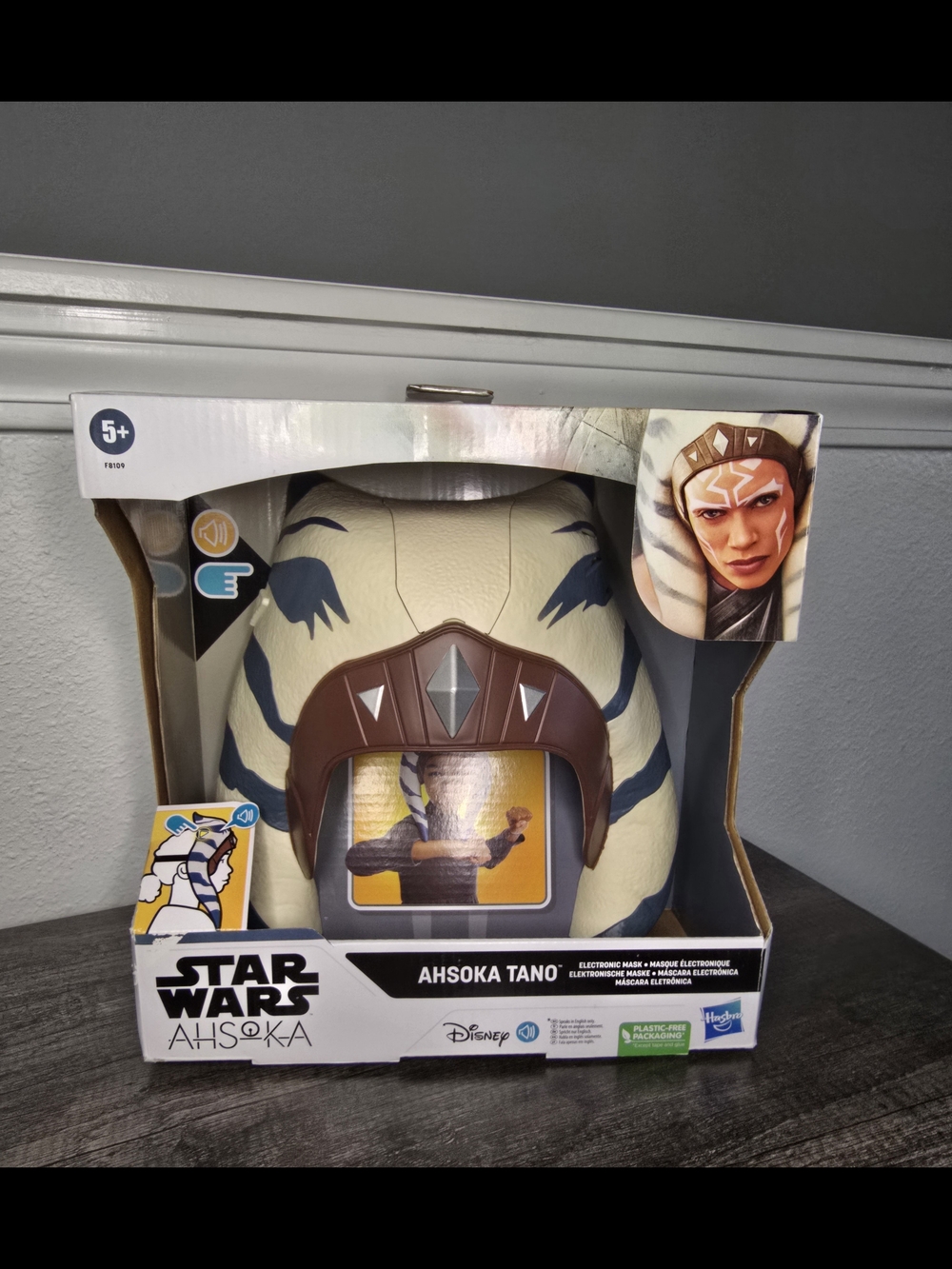 Hasbro Star Wars Ahsoka Tano Electronic Helmet